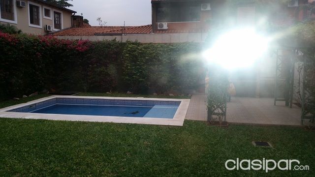 Bº Mburucuyá alquilo exclusiva residencia. — foto 3