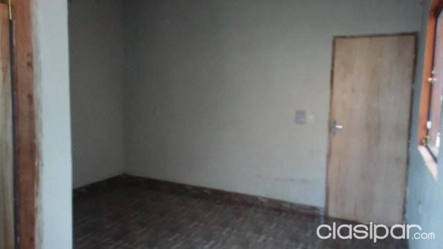 CASITA CON LOCAL COMERCIAL EN ESQUINA CERCA DE LA NUEVA MUNICIPALIDAD DE LUQUE — foto 2