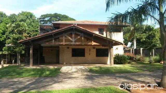 HERMOSA CASA QUINTA EN SAN LORENZO — foto 2