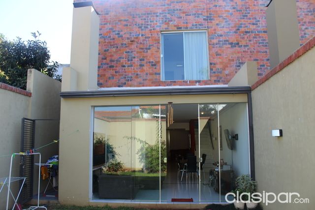 VENDO DUPLEX AMOBLADO. ZONA YCUA SATI — foto 3