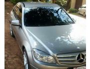 MERCEDES BENS, C200 NAFTERO, 60.000KM, 2010, TITULO DE CONDOR. 17.500US