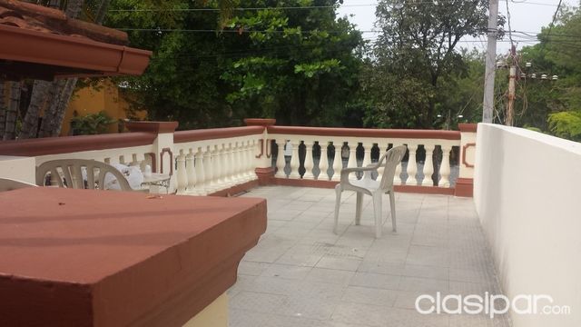 AMPLIO CHALET CON PISCINA — foto 2