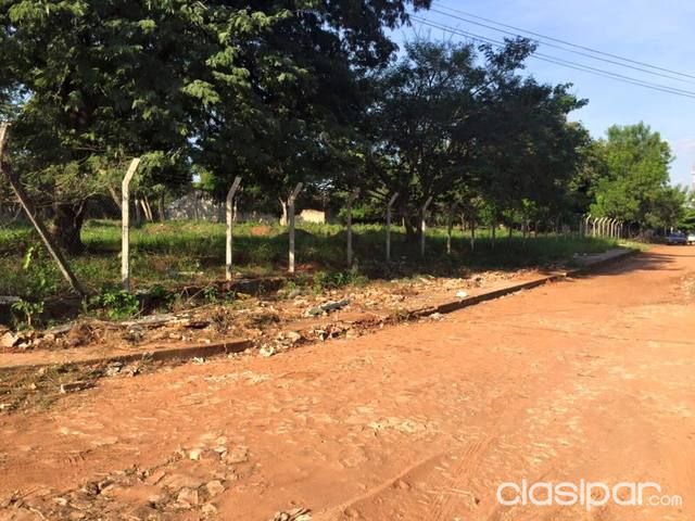 10 terrenos en Mariano Roque Alonso, a 100 mts del asfalto, detras del aeropuerto — foto 2