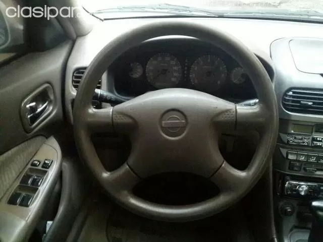 Nissan Sunny 2000 — foto 4