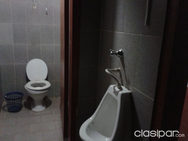 DUEÑOALQUILA TINGLADO DETRAS DEL JOCKEY CLUB — foto 2