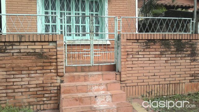 VENDO CASA CENTRO DE LUQUE — foto 2
