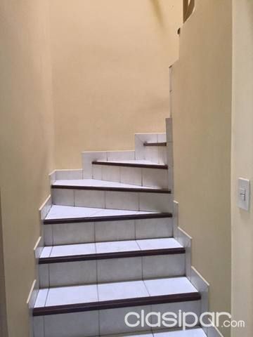 ALQUILO HERMOSO DUPLEX ZONA CPJ!!! — foto 3