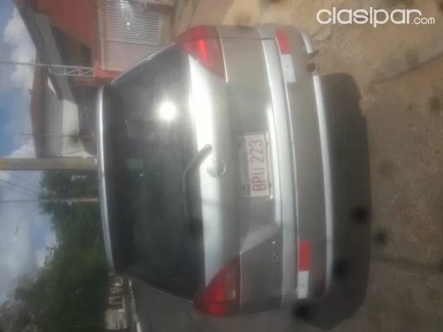 Nissan Winroad Año 2003 - foto 8