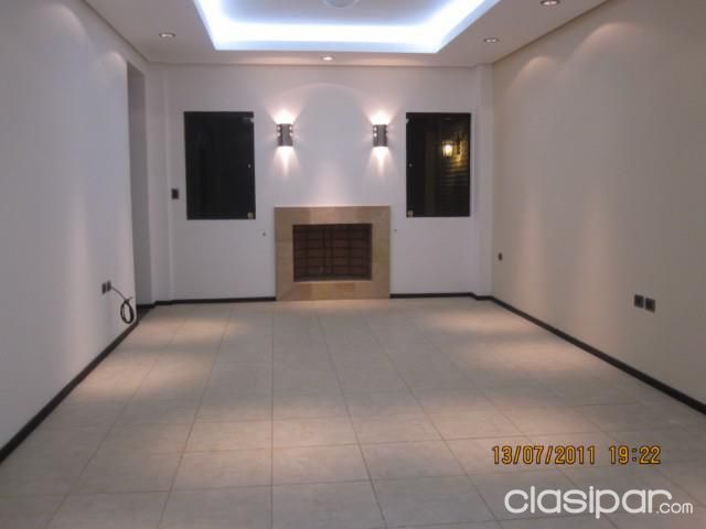 ALQUILO CASA ZONA MBURUCUYA — foto 2