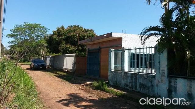VENDO CASA, SALON ZONA SHOPPING SAN LORENZO!!! — foto 2
