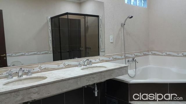 ALQUILO RESIDENCIA EN BARRIO HERRERA SOBRE SUCRE — foto 3