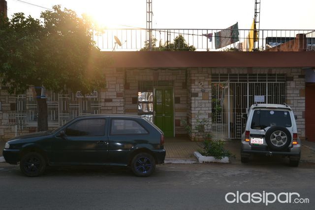 OFERTA VENDO CASA CENTRO LUQUE!!!! — foto 2