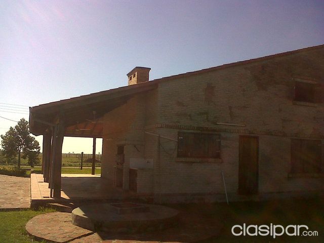 POR VIAJE VENDO CASA EN VILLA FLORIDA — foto 2