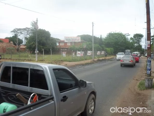 LAMBARE ESQUINA TERRENO DE 34 X 33 SOBRE AVENIDA SAN ISIDRO C CARRETERA LOPEZ — foto 2
