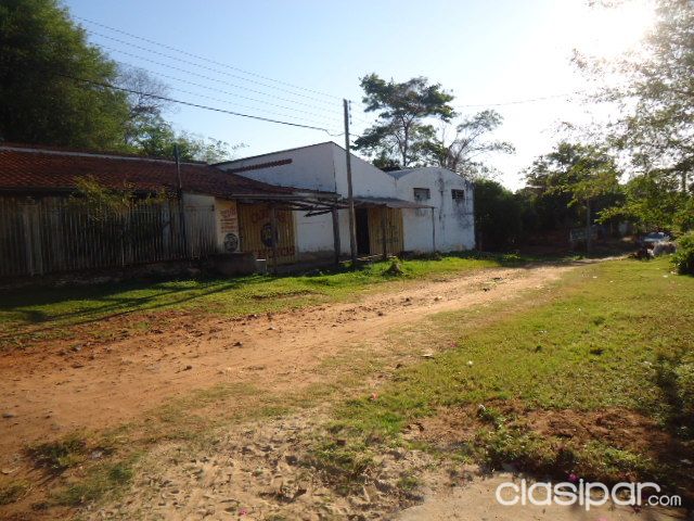 VENDO HERMOSA CASA CON TINGLADO ESPECIAL PARA NEGOCIO — foto 2