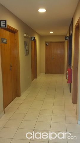 CONSULTORIOS MEDICOS EN INMEJORABLE UBICACIÓN — foto 2