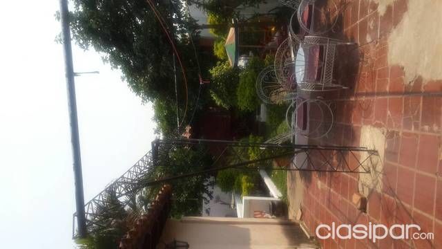 Remato casa en Asuncion...a 2 cuadras de madama linch y sta teresa..3 colegios alrededor..amplio patio frente.costado y fondo. — foto 3