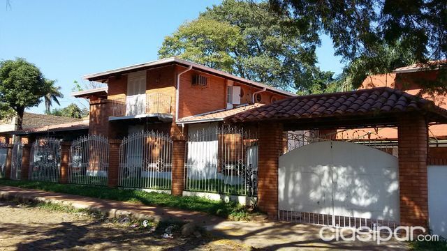 Hermosa Residencia en Trinidad 980 mts2 — foto 2