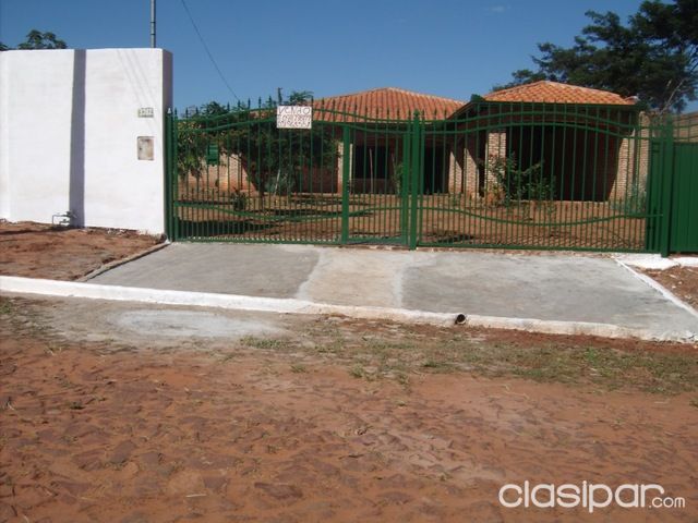 Vendo casa en Ñemby-Bº San Carlos — foto 3