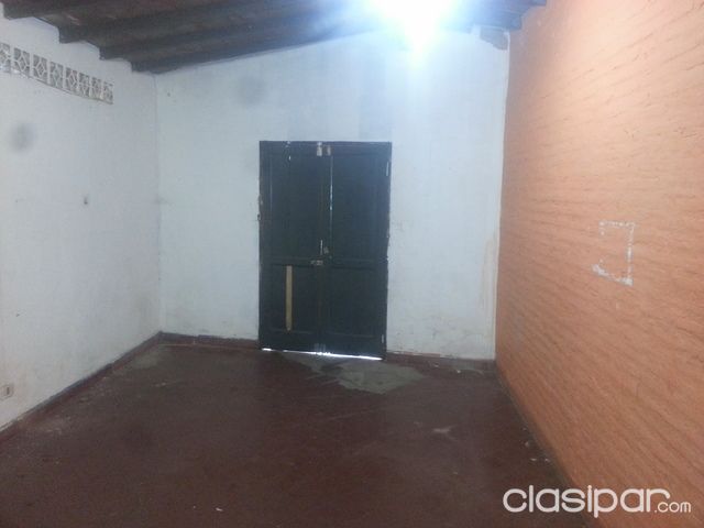 ALQUILO SALON CON BAÑO PRIVADO Y COCINA, IDEAL PARA NEGOCIO YO VIVIENDA EN EL CENTRO DE FERNANDO DE LA MORA — foto 3