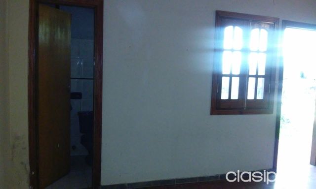 REMATO CASA TIPO DUPLEX EN ASUNCION ZONA SACRAMENTO — foto 3