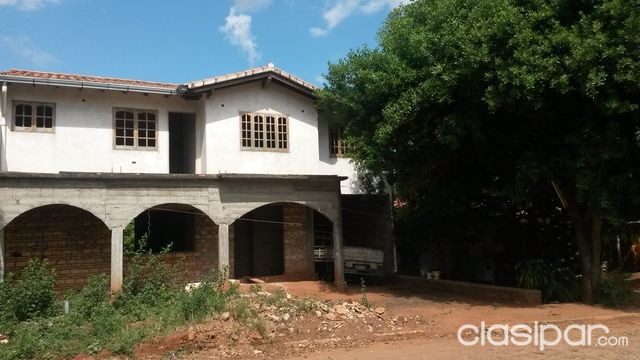 Vendo casa de dos plantas en San Lorenzo a cinco cuadras de la ruta — foto 2