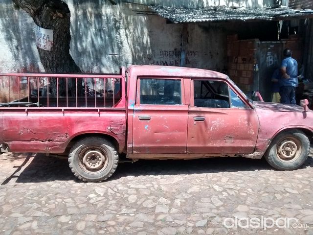 Vendo camioneta Nissan Datsun modelo 78 #545165  en Paraguay