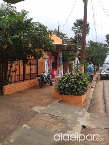 Remato casa en san lorenzo sobre avda asfaltada barrio lucerito — foto 3