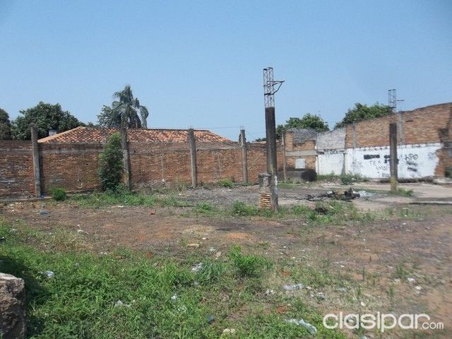 TERRENO SOBRE AVELINO MARTINEZ - FDO. DE LA MORA — foto 2