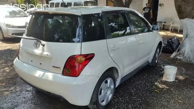 Toyota Ist 2003 — foto 4