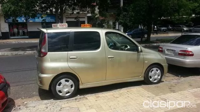 Toyota Funcargo Año 2000 — foto 5