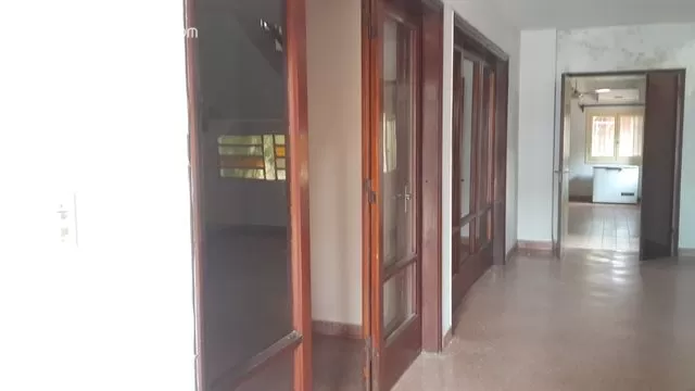 A pasos de Carlos A. Lopez y del Palacio de Justicia. Ideal para vivienda u oficina. — foto 2
