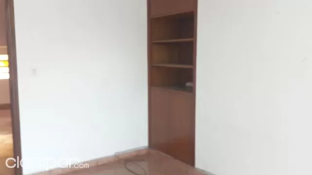 A pasos de Carlos A. Lopez y del Palacio de Justicia. Ideal para vivienda u oficina. — foto 3