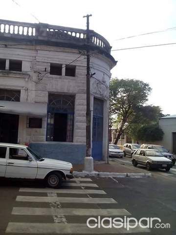 VENDO LLAVE DE LOCAL GASTRONOMICO PLENO CENTRO DE ASUNCION PROXIMO A LA COSTANERA — foto 2