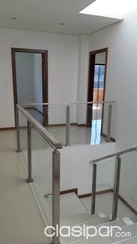 VENDO HERMOSA CASA A ESTRENAR SOBRE SEIFERHELD - BARRIO RECOLETA — foto 2