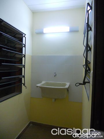 DPTOS AMOBLADOS CENTRICOS, POR CORTO O LARGO TIEMPO,INGRESO FACIL!!!! — foto 3