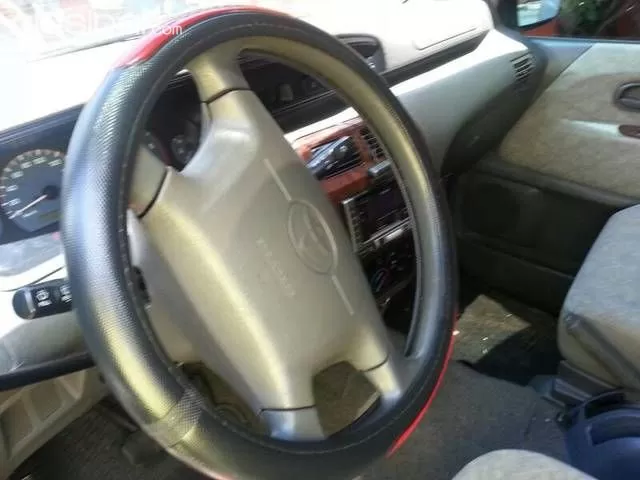 Toyota Noah 1998 — foto 4