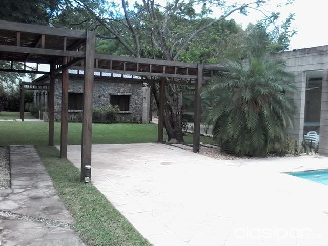 LUJOSA CASA EN SAN BERNARDINO — foto 2