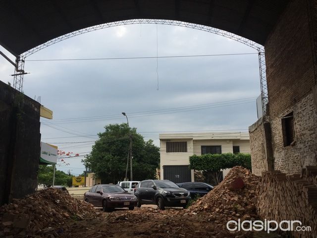 OFERTA TINGLADO EN EL CENTRO DE CARAPEGUA — foto 3