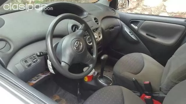 Toyota Vitz 2003 — foto 3