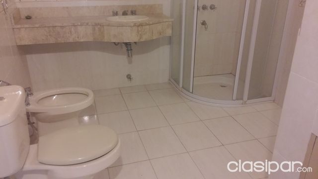 VENDO UNA HERMOSA RESIDENCIA A ESTRENAR Y A TODO LUJO EN BARRIO SEGURO Y LINDO — foto 2