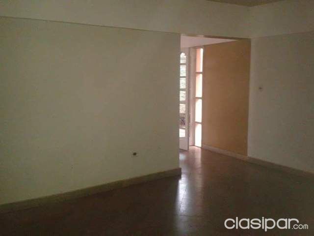 REMATO IMPONENTE RESIDENCIA A METROS DEL LAGO EN CDE — foto 3