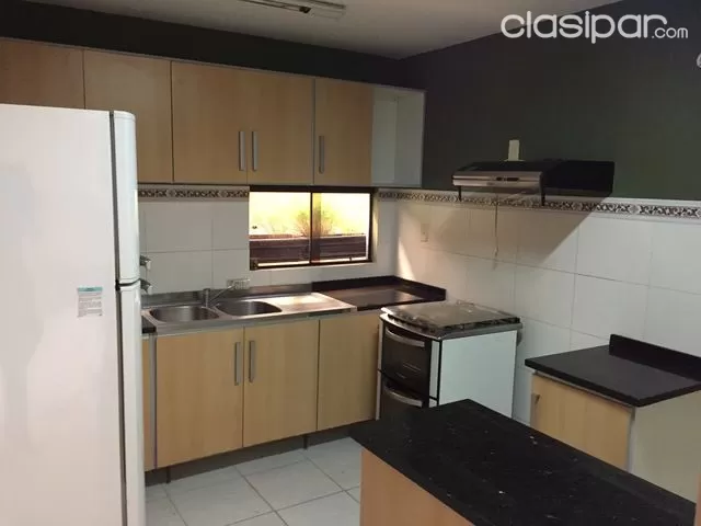 Hermosa casa en condominio cerrado en las inmediaciones de la CONMEBOL — foto 3