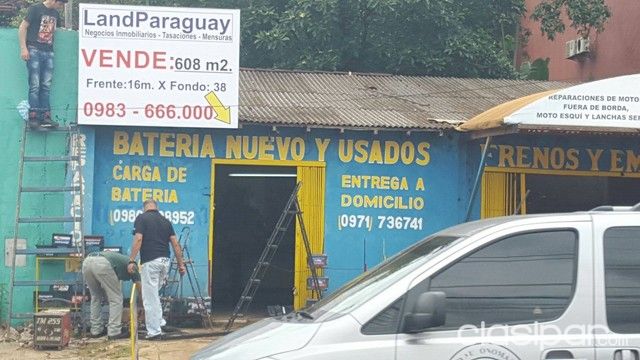 Vendo Propiedad sobre Av. Bernardino Caballero — foto 2