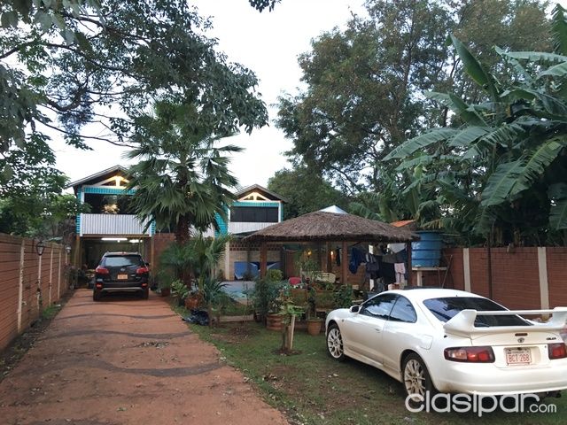 VENDO HERMOSO TERRENO CON CASA EN PLENO CENTRO DE ENCARNACION,A CINCO CUADRAS DE LA PLAYA SAN JOSE Y LA COSTANERA...!!!!!!!!!!!! — foto 2