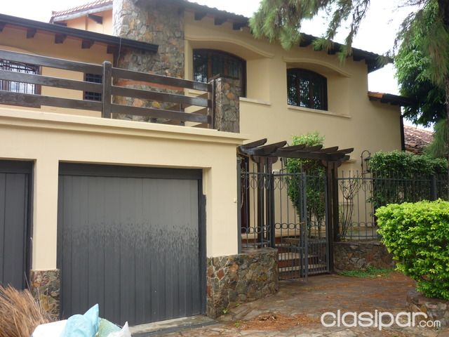 Fina Residencia en Los Laureles — foto 2
