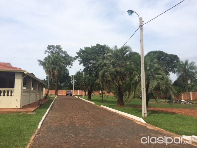 Alquilo o Vendo hermosa casa a estrenar en Hernandarias en Condominio cerrado de 163 m2 — foto 2