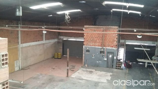Deposito en Stma Trinidad - Avda. Artigas — foto 3