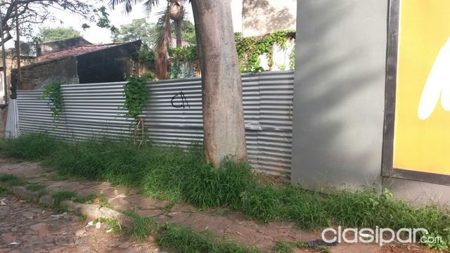 Vendo Terreno en zona altamente comercial! Esquina sobre Lillo! — foto 3