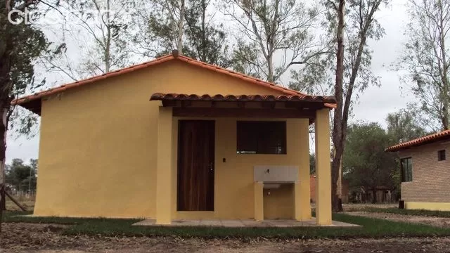 VENDO O HAGO TRUEQUE POR ANIMALES CASA A ESTRENAR COLONIA JOSE FALCON — foto 3